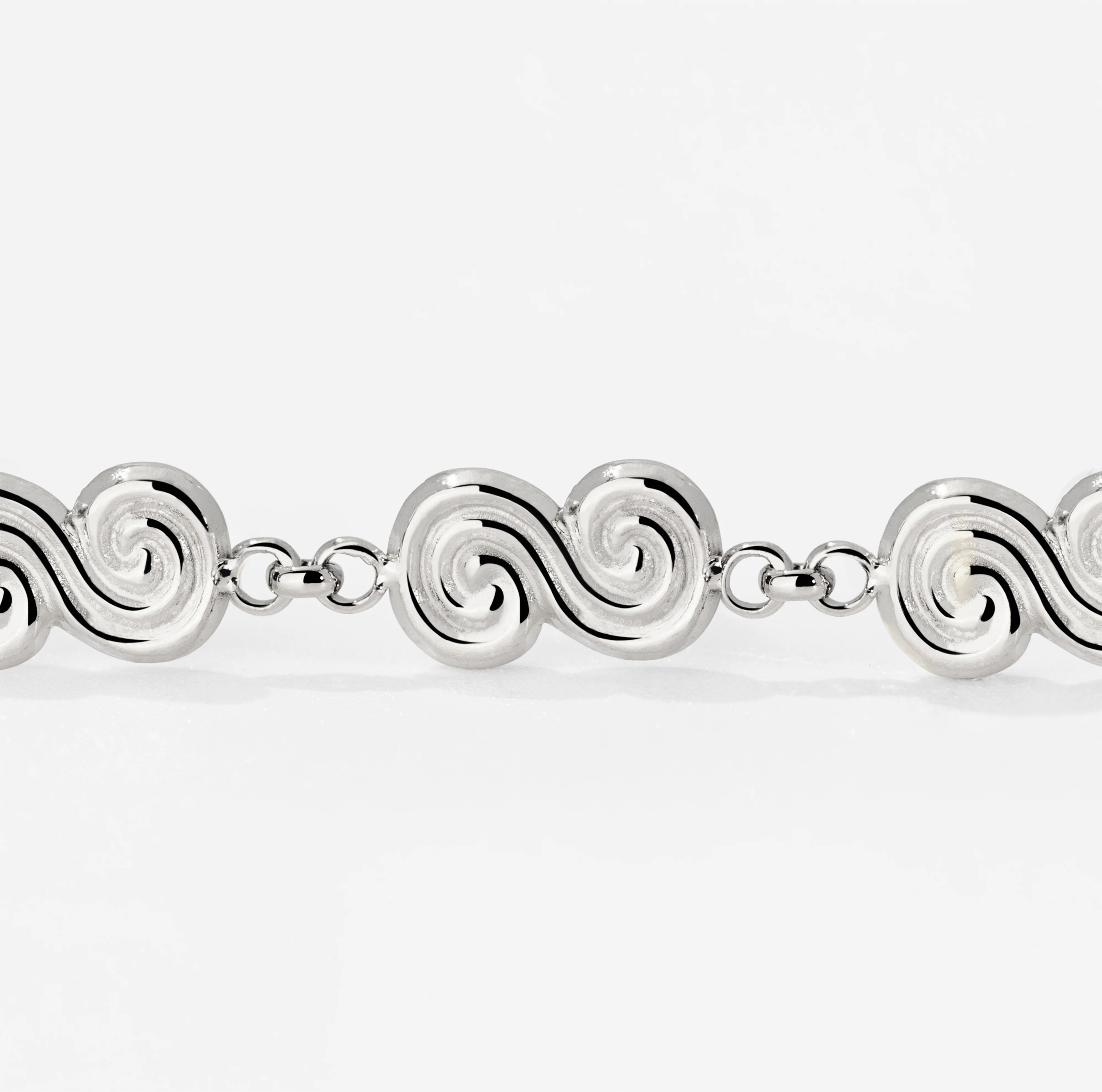 Serpent's Whisper Hoop Set Small Silver - Image 4