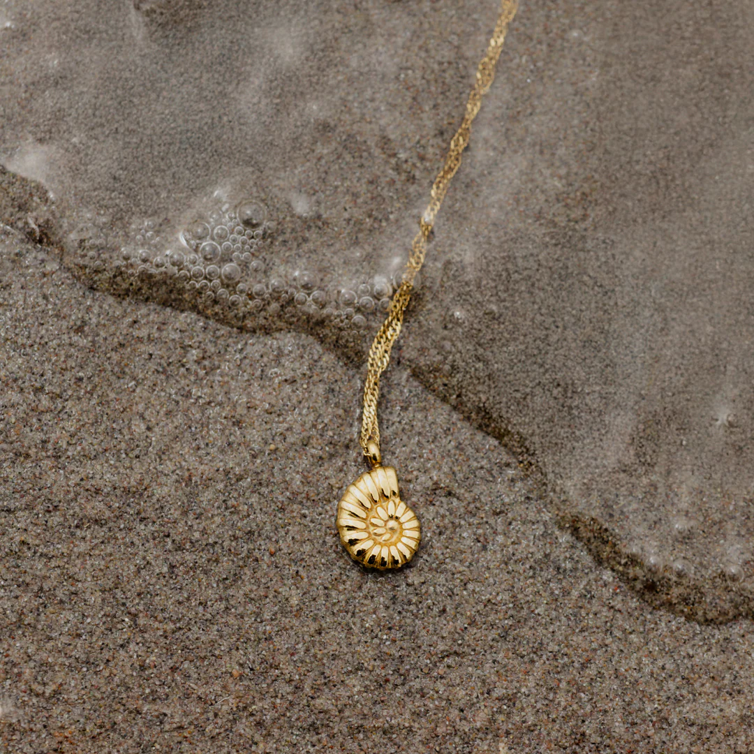 Siren's Spell Necklace Gold - Image 5