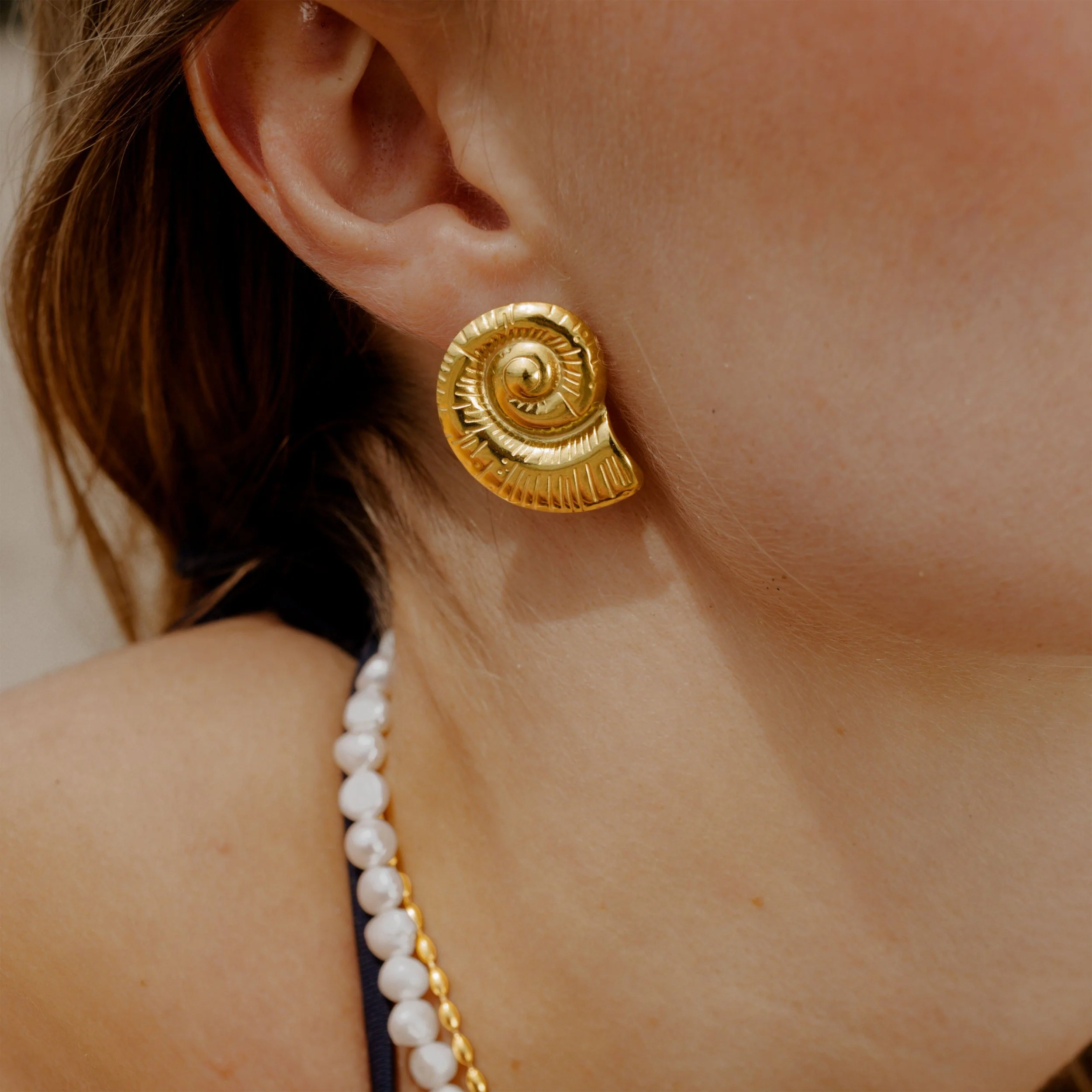 Siren's Spell Studs Gold - Image 3