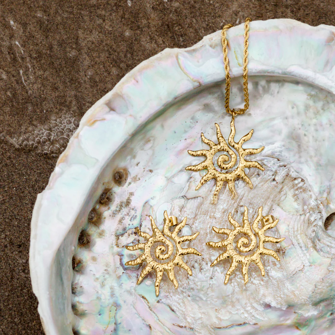 Soleil Studs Gold - Image 4
