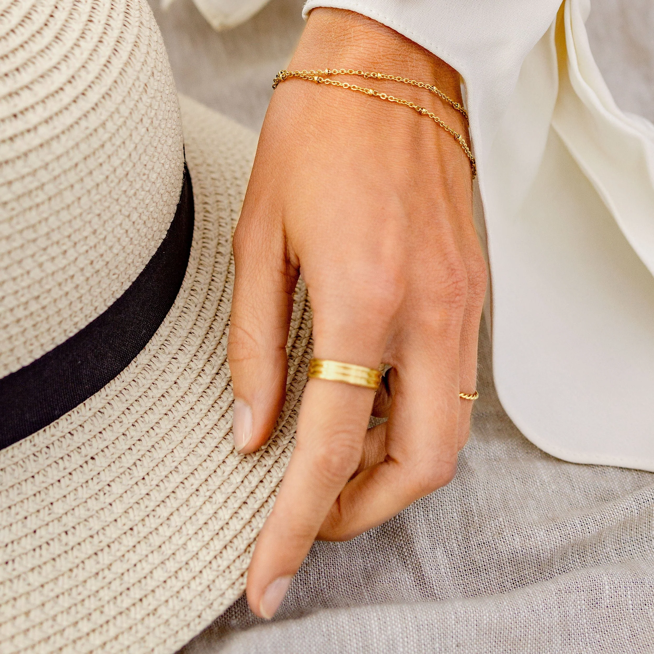 Sonara Bracelet Gold - Image 3