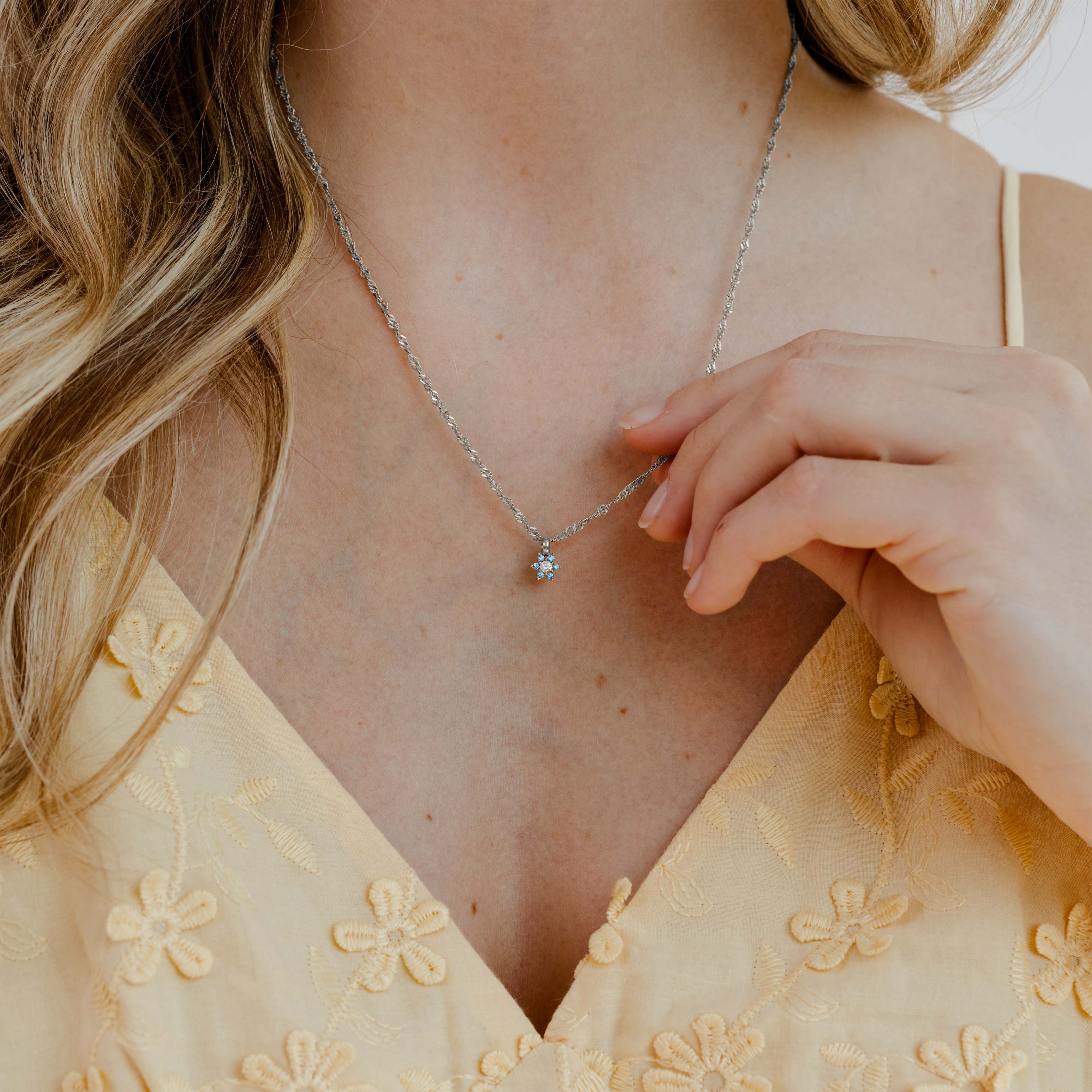 Sparkling Blue Petal Necklace Silver - Image 2