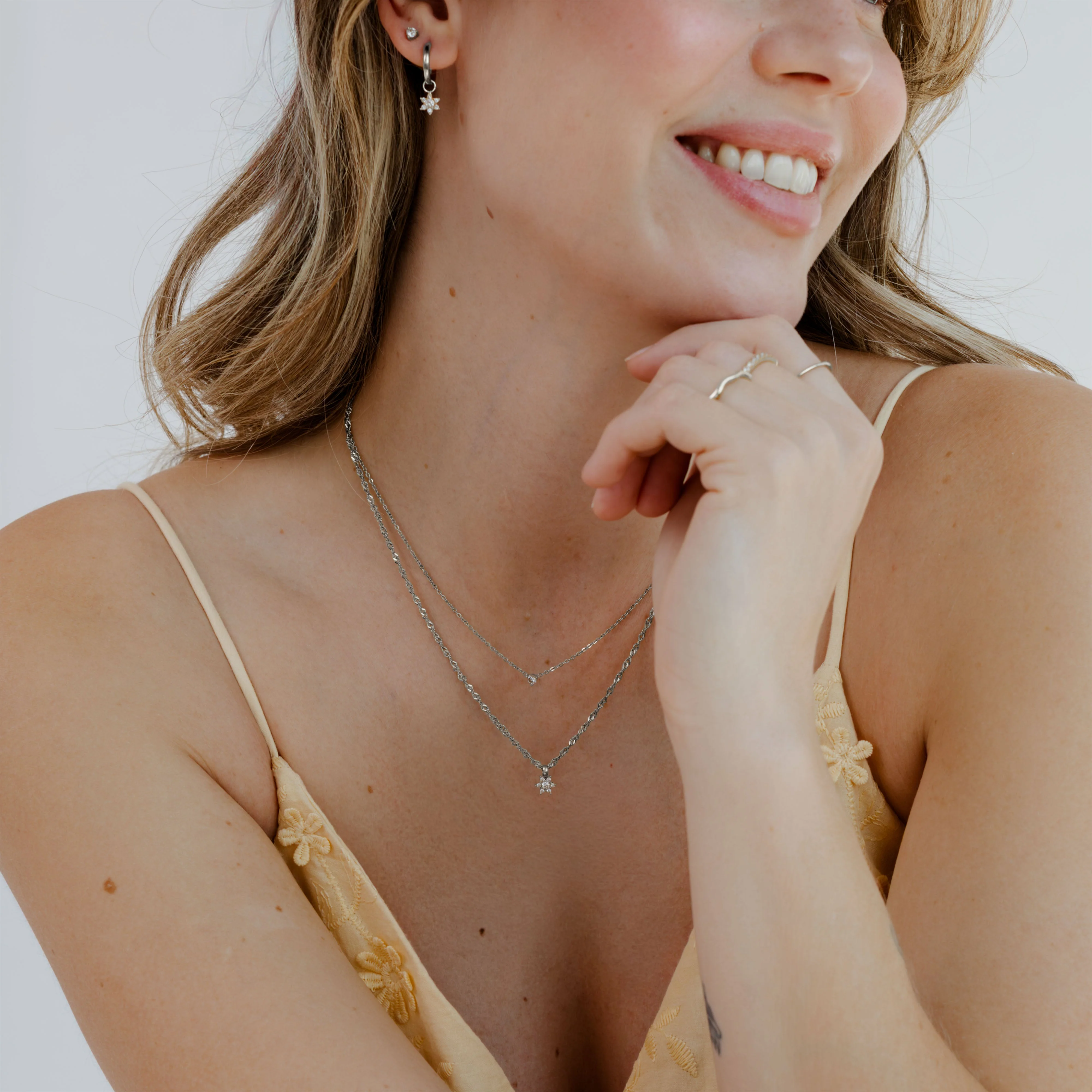 Sparkling White Petal Necklace Silver - Image 3