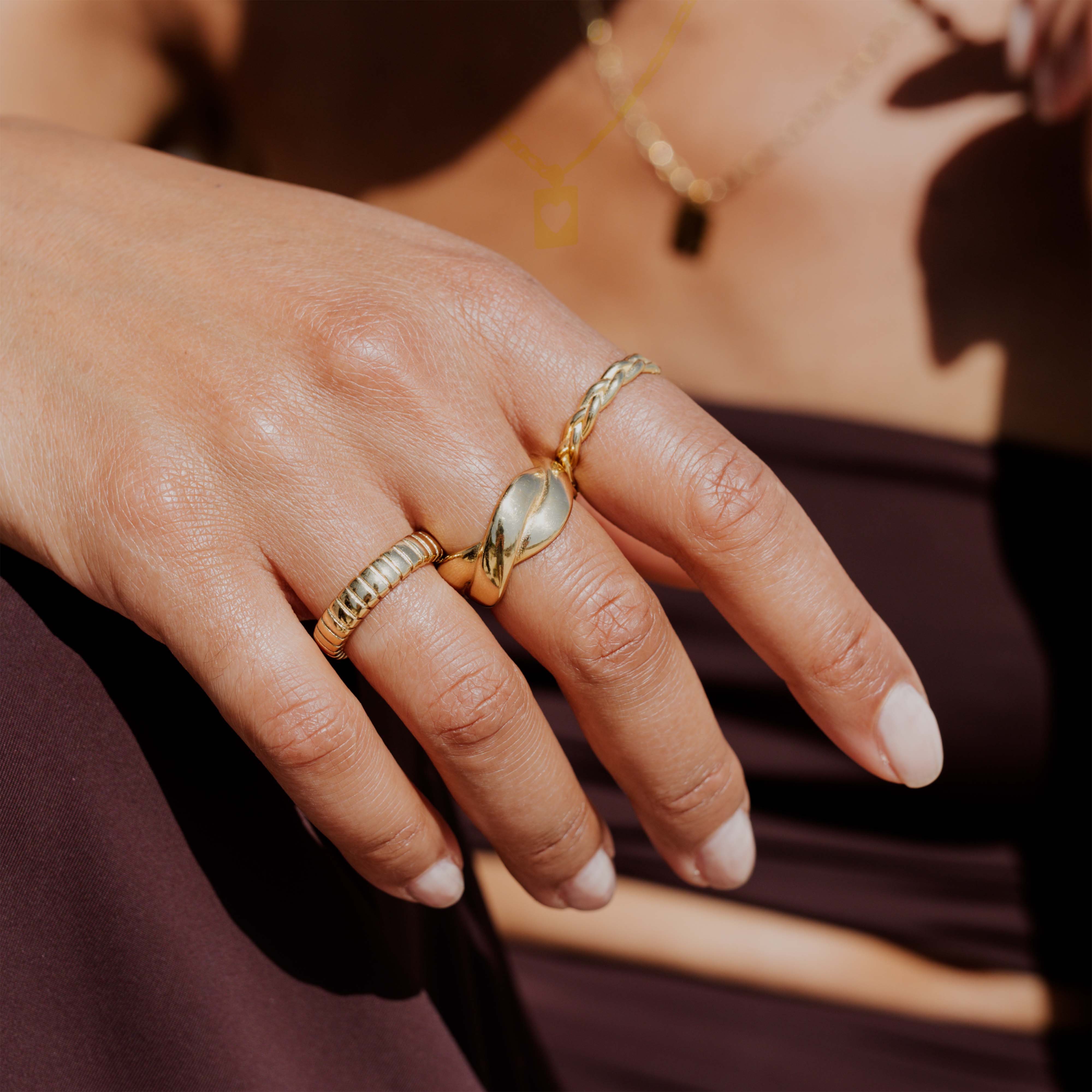 Striped Ring Bold Gold - Image 2