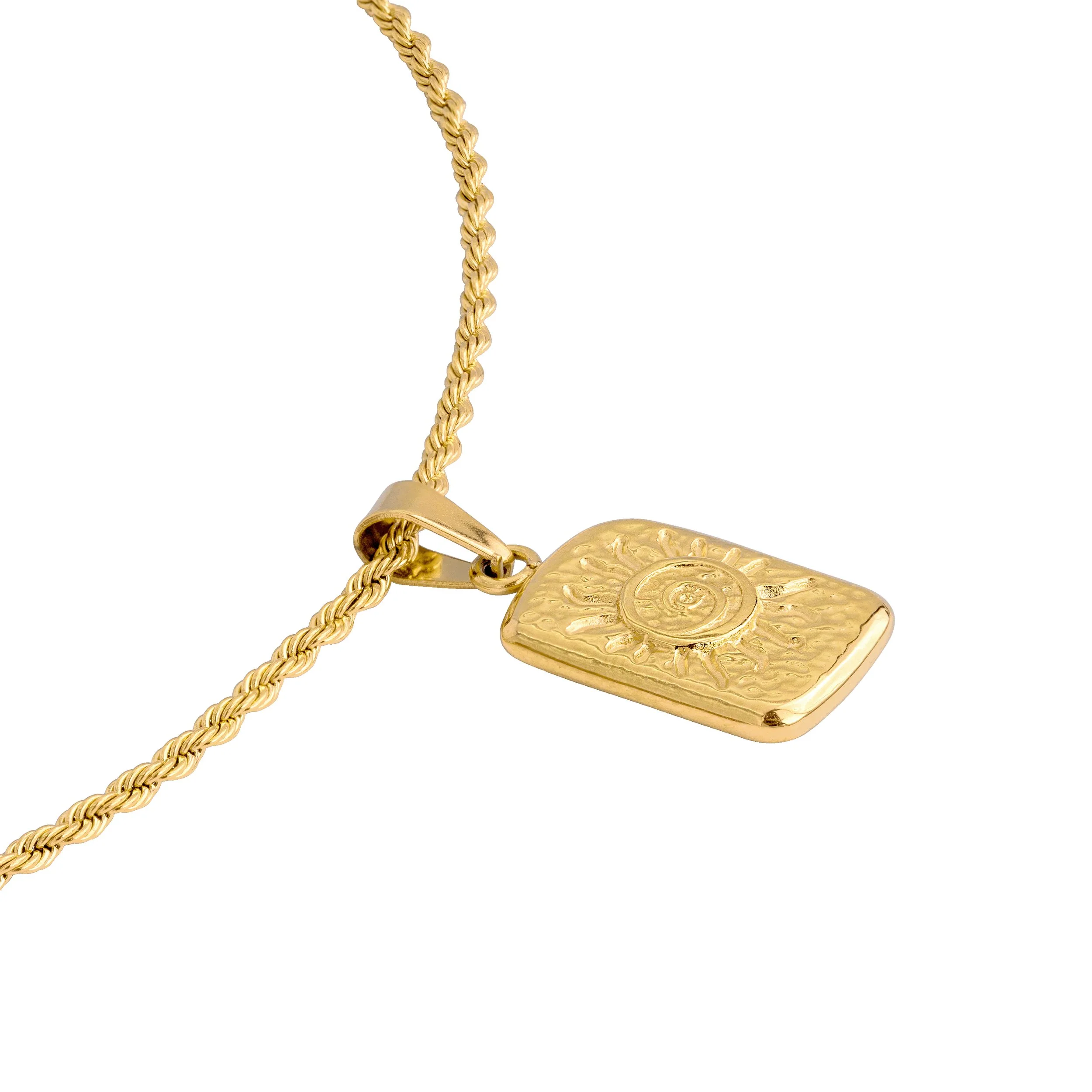 Sun Lover Pendant Necklace Gold - Image 3