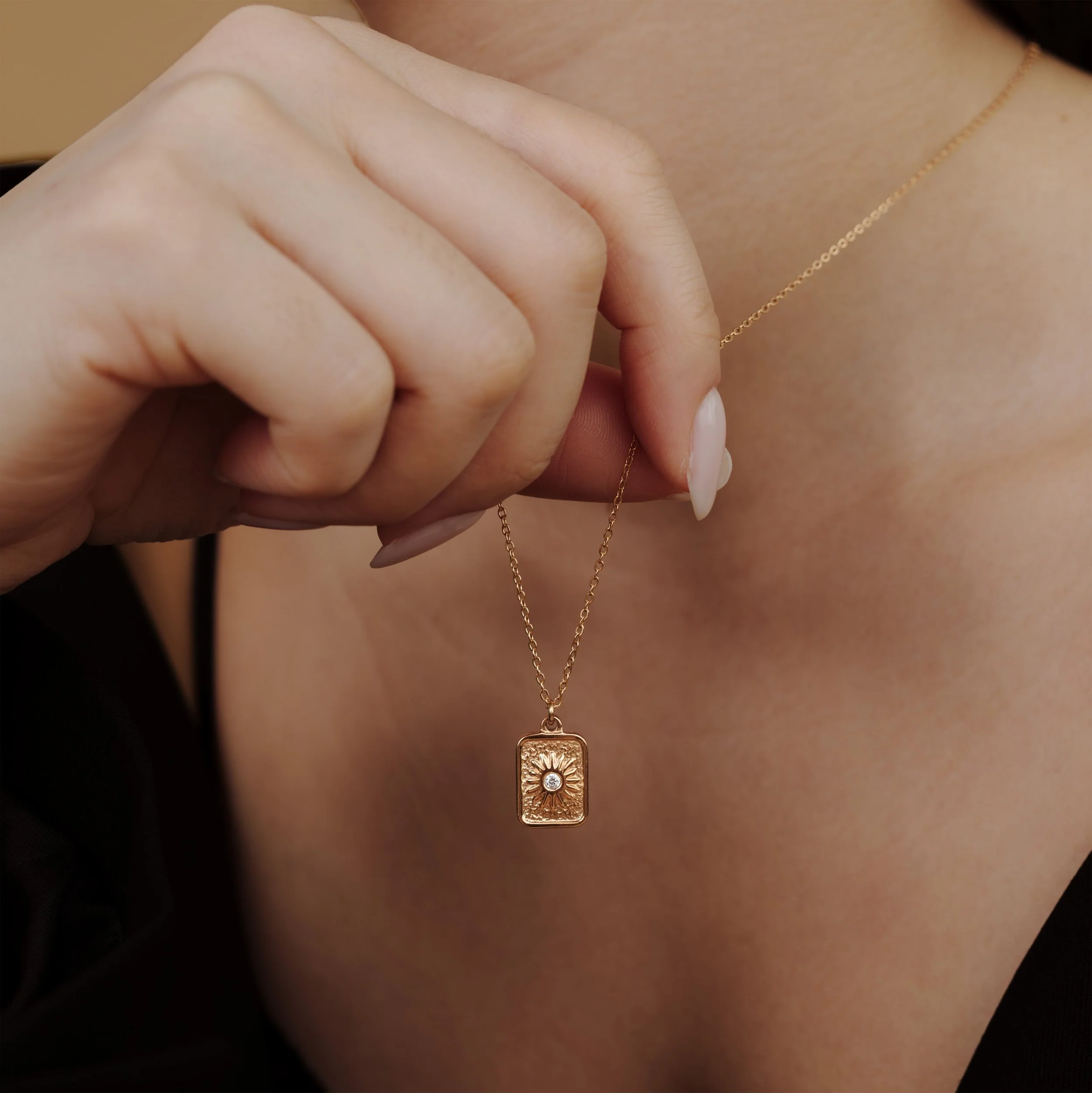 Sun Relic Necklace Rose Gold - Image 2