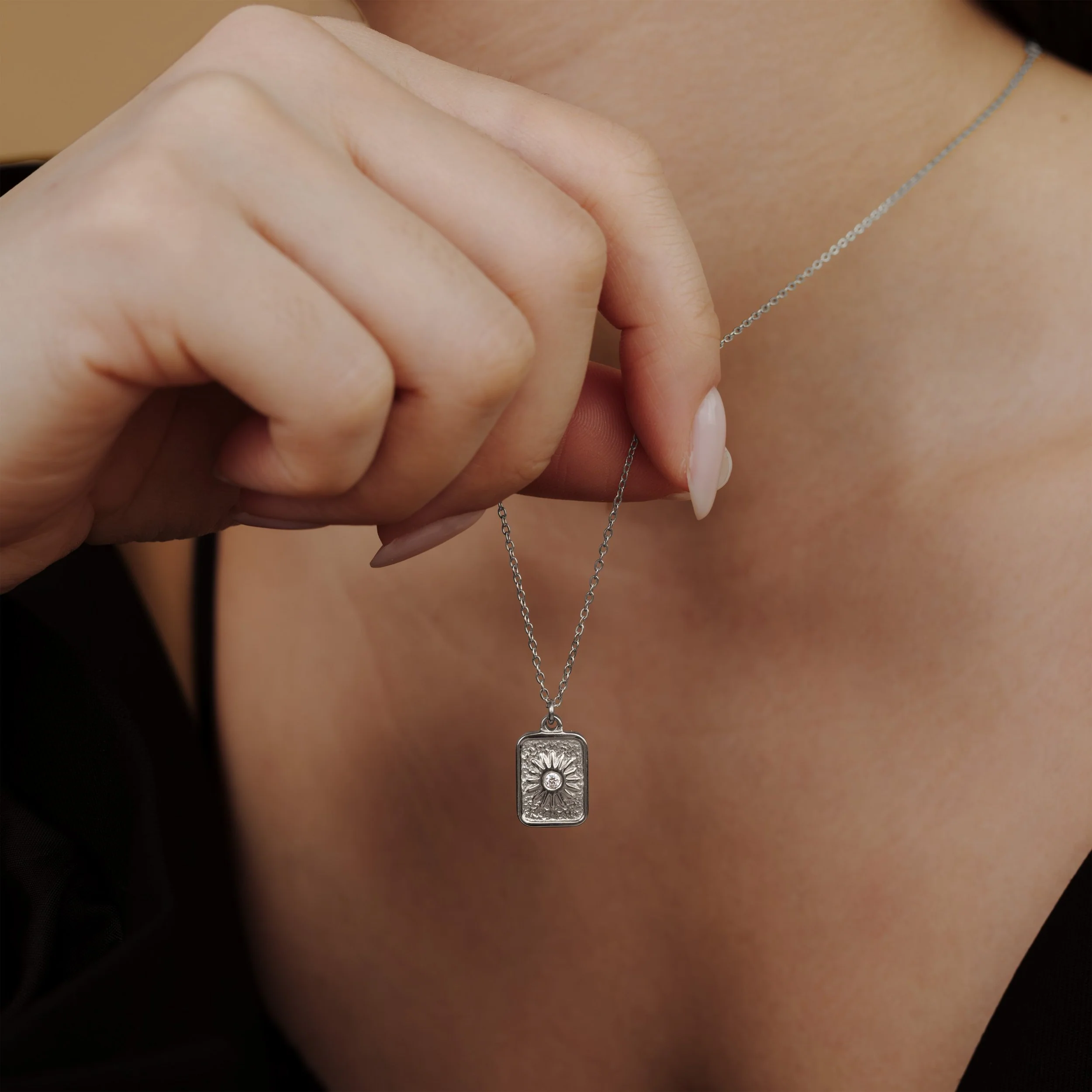 Sun Relic Necklace Silver - Image 2