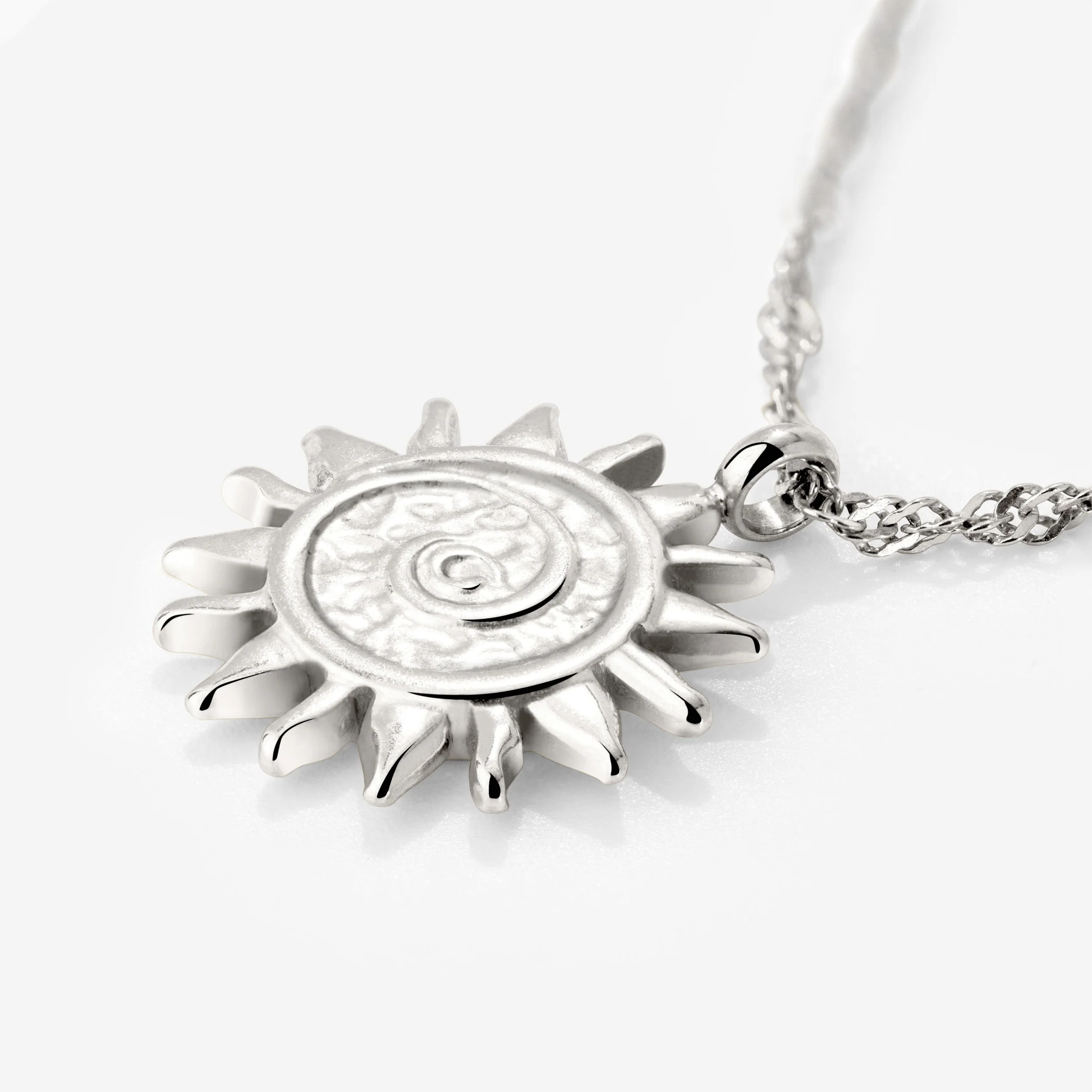 Sunny Swirl Necklace Silver - Image 3