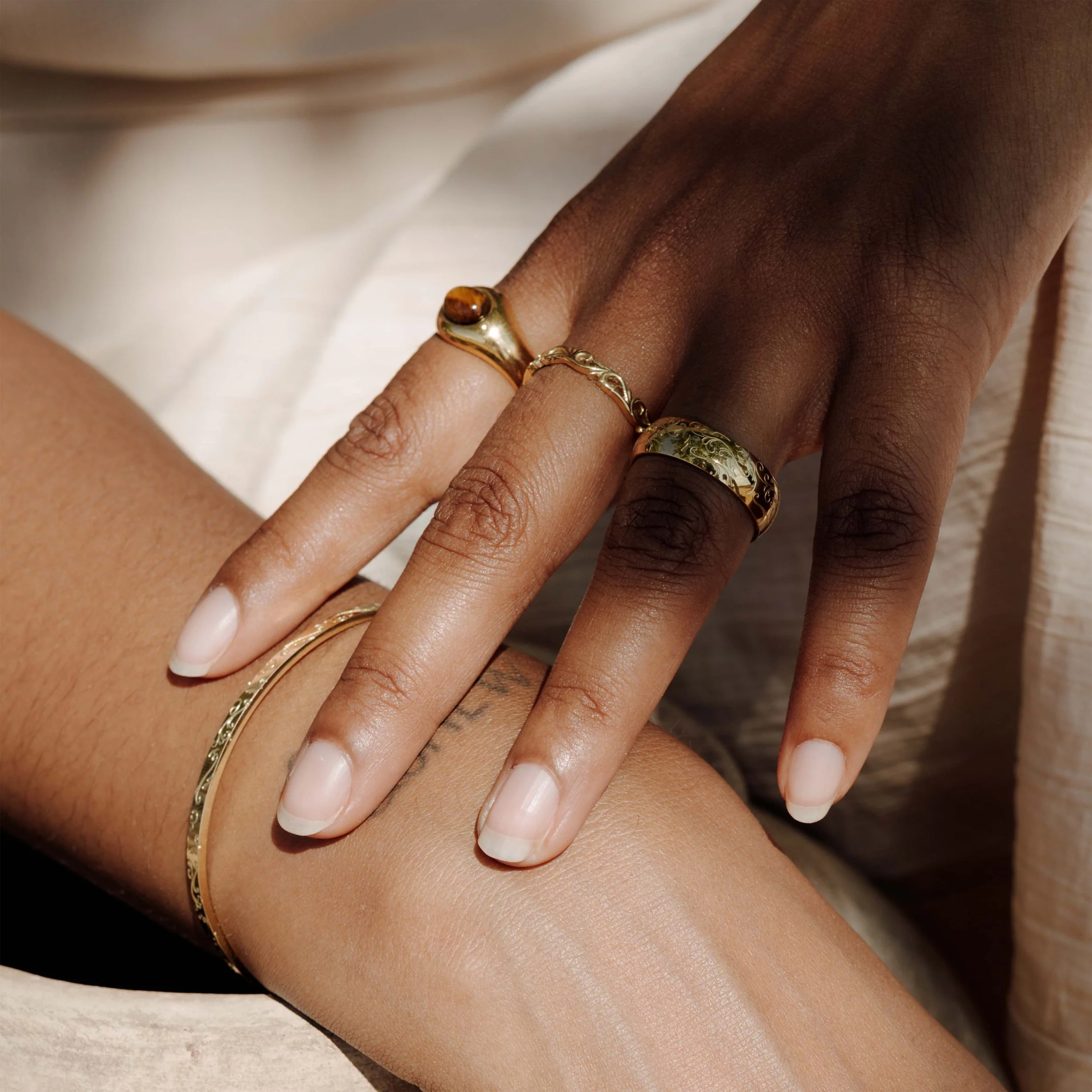 Tiger's Eye Ring Gold - Image 3
