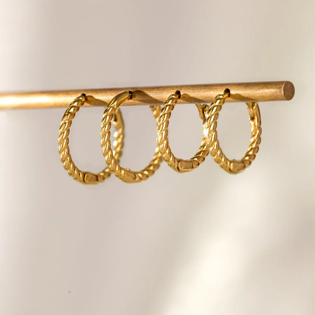 Twisted Hoop Set Small Gold - Image 3