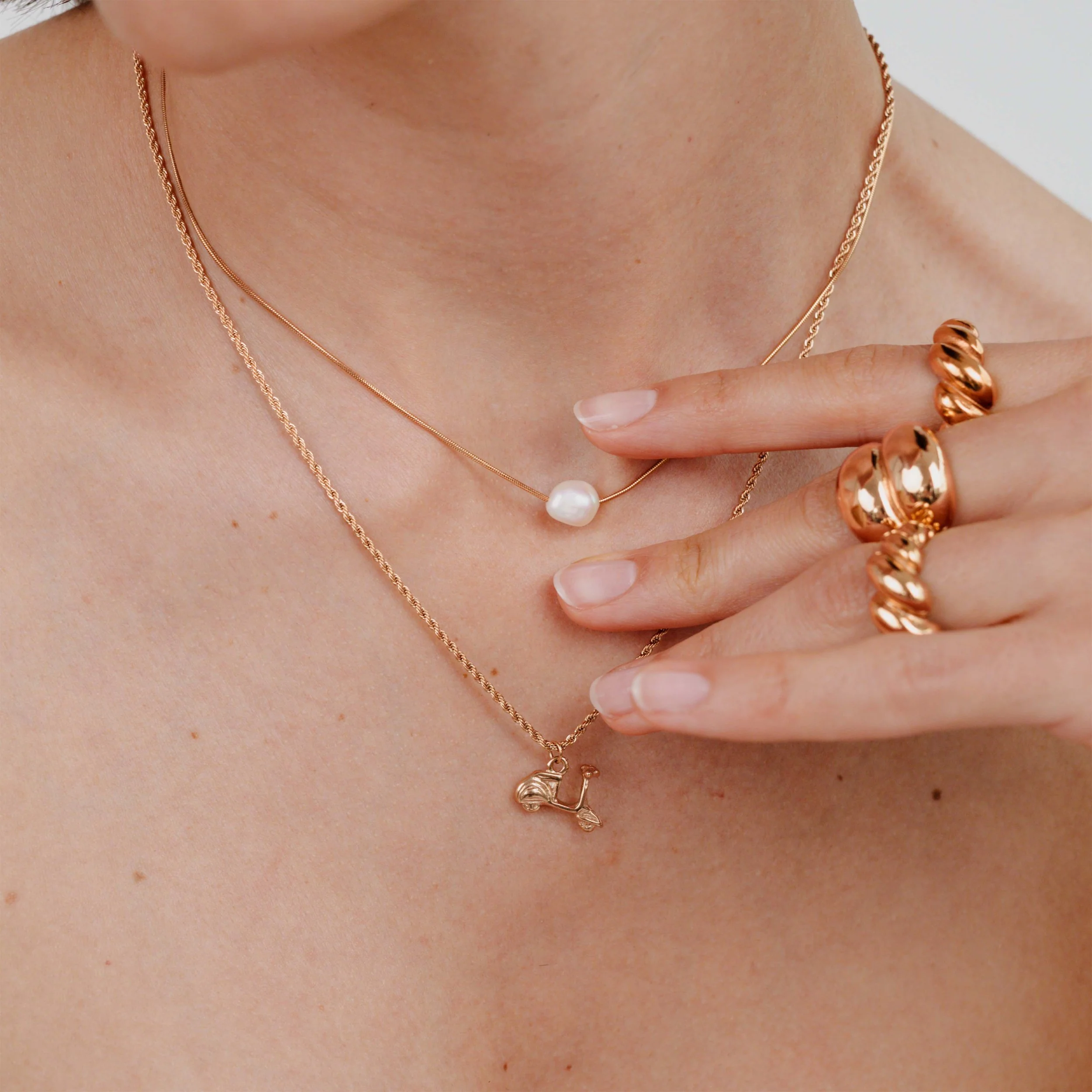 Voyage Necklace Rose Gold - Image 2