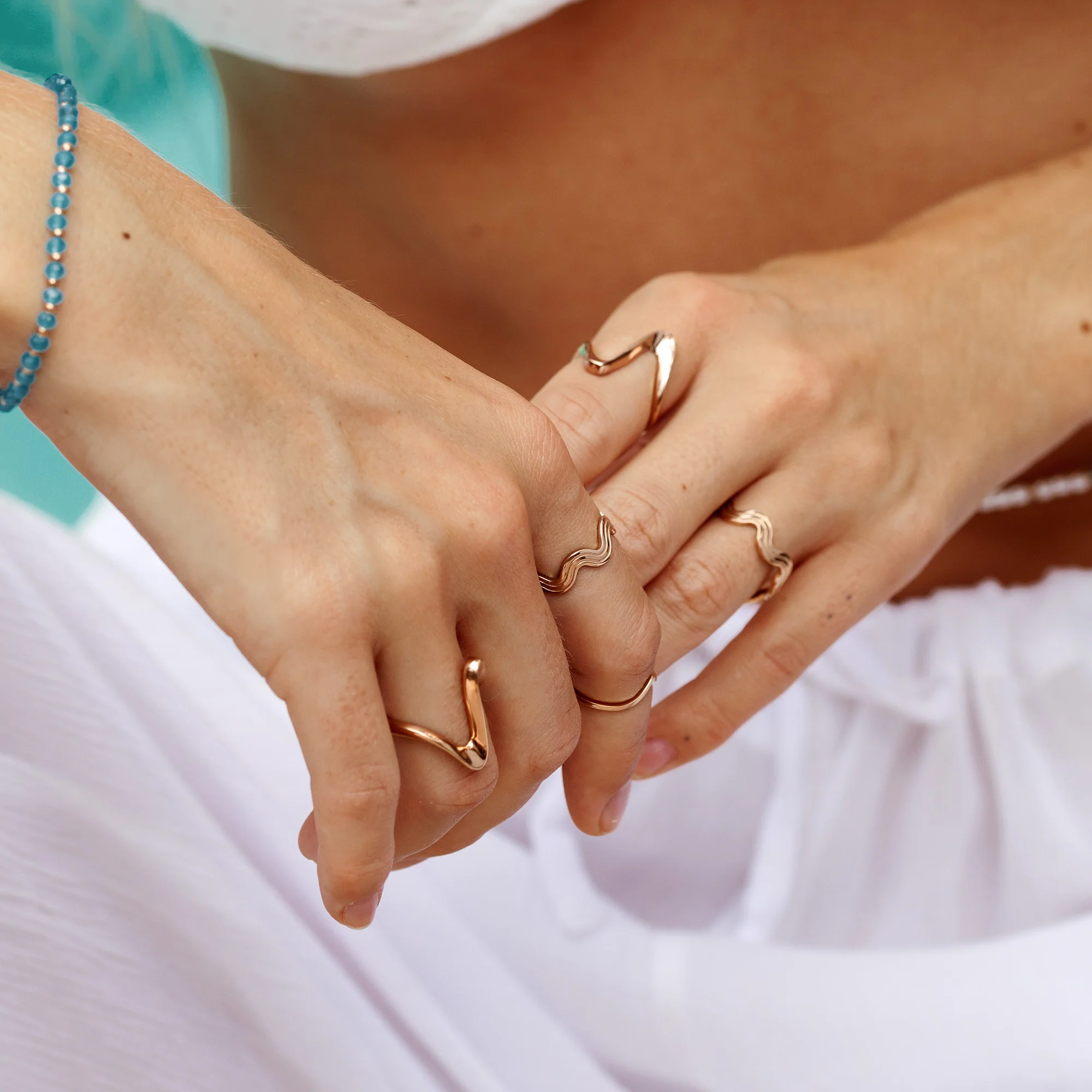Wave after Wave Ring Rose Gold - Image 2