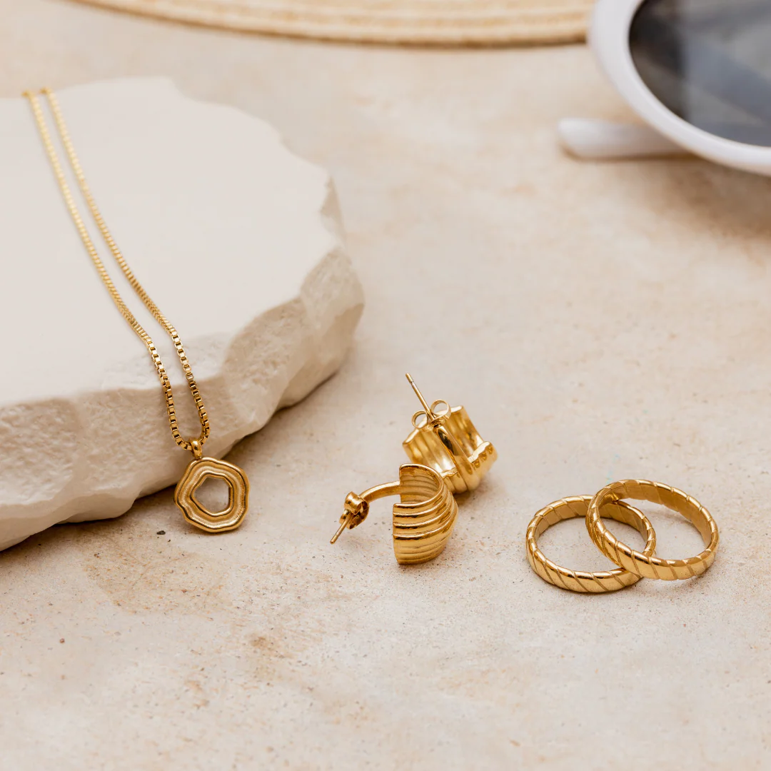 Winding Hoop Studs Rose Gold - Image 4